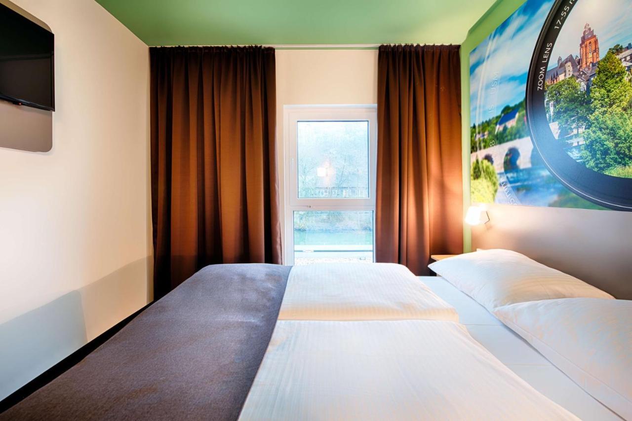 B&B Hotel Вецлар Екстериор снимка