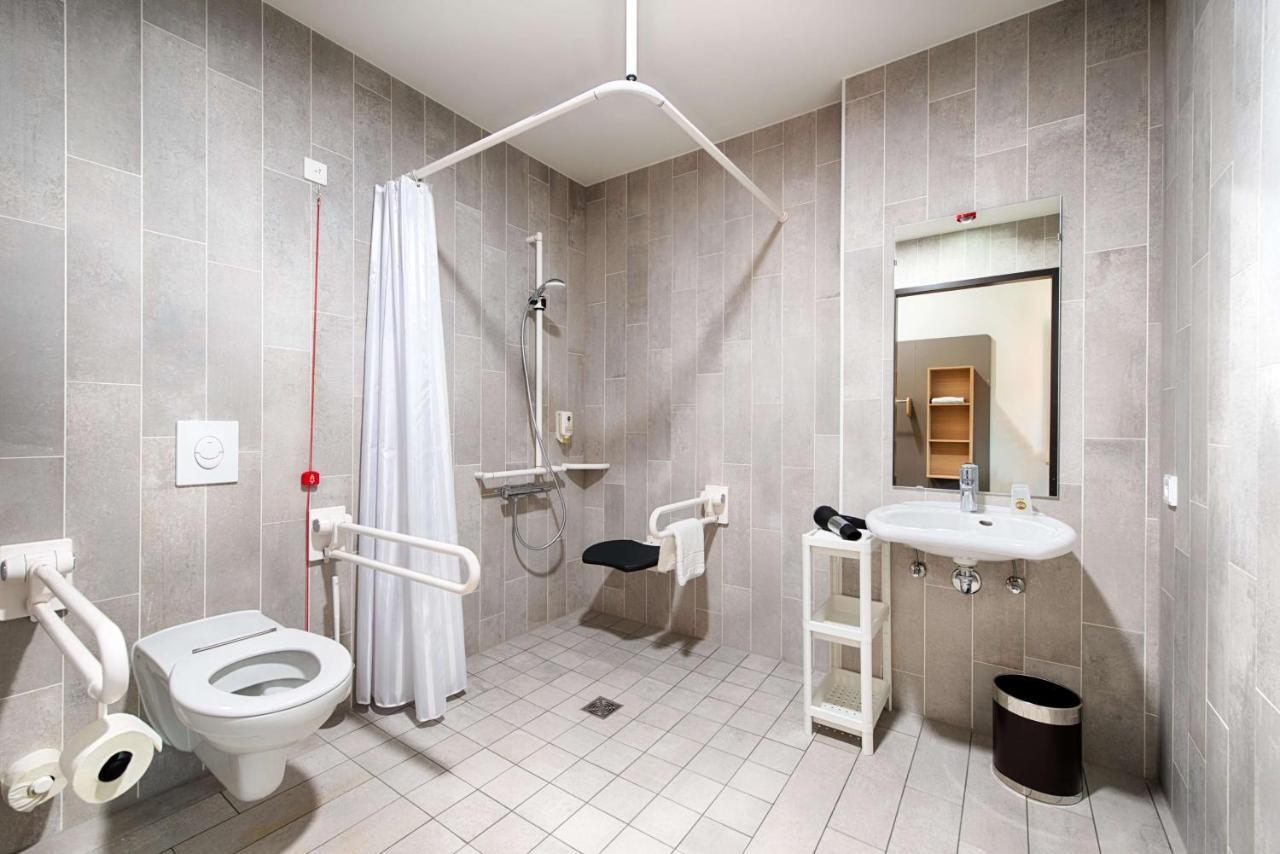 B&B Hotel Вецлар Екстериор снимка
